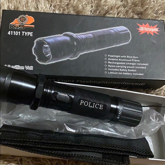 Flashlight - Picture 2 of 4